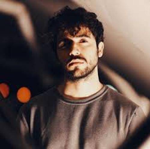 شروین حاجی پور برای حسرت یه زندگیه معمولی