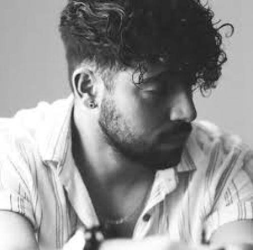 شروین حاجی پور برای این همه برای غیر تکراری