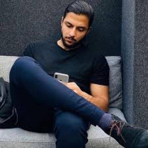 مهراد هیدن مرد تنها