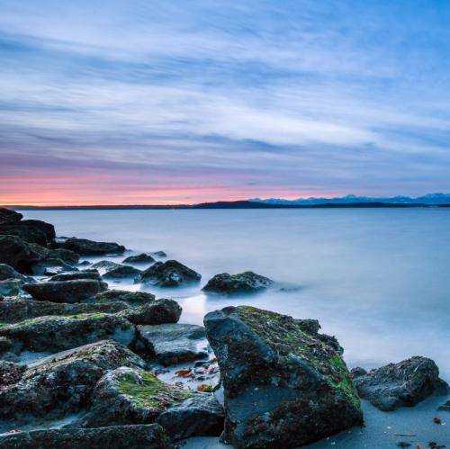  لبام دیگه چیزی نمیگن تو فقط ببین چشام