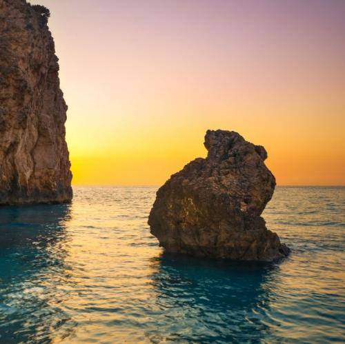  من همینو میخوام ازت کنار خودم باش فقط