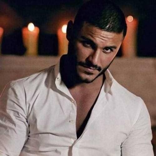 آرمین زارعی بگو بد بودش اخلاقم اصلا بلاک کن همه خطامم