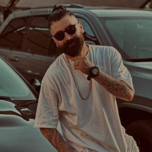 نیما گلنژاد مو چتری