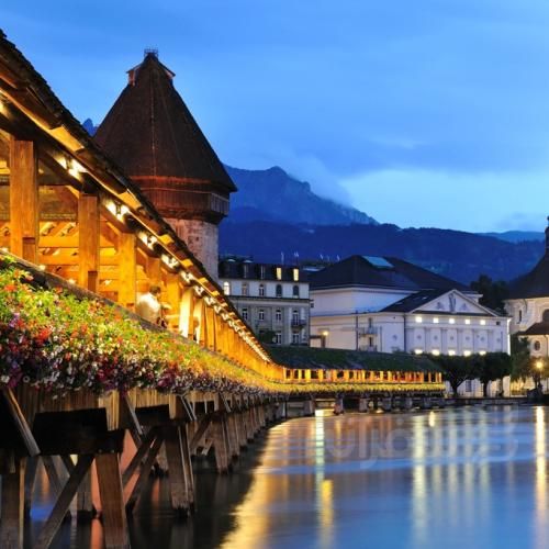 من الان وقتی میبینم تورو پاهام قفل میکنه نمیام جلو