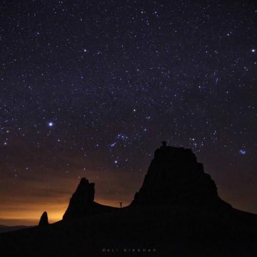  من برم قربون موهای لختت تو خود ماهمی شاهرگمی