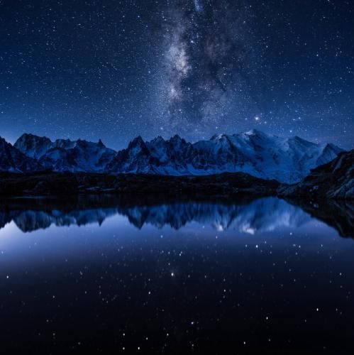من میبندم چمدون رو تو گوشم سوت قطاره