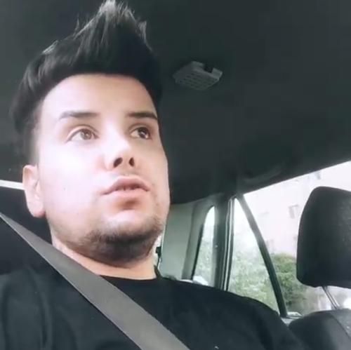 ارشاد سرد تر میشدی باهات گرم تر میشدم هر شب