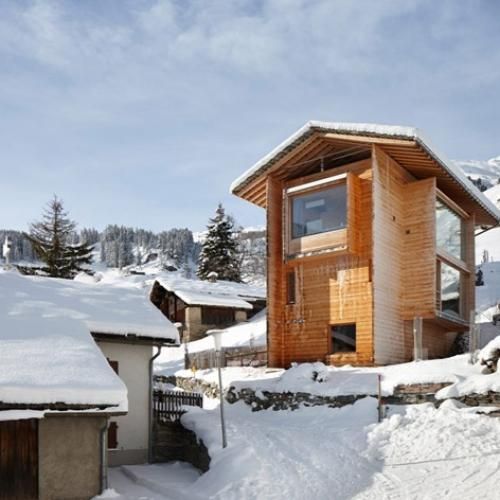 دختر بازی نیستم من دافم همش پیشم عین 25 بند