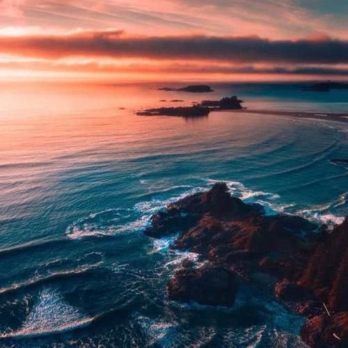  تمامی دینم به دنیای فانی شراره‌ ی عشقی