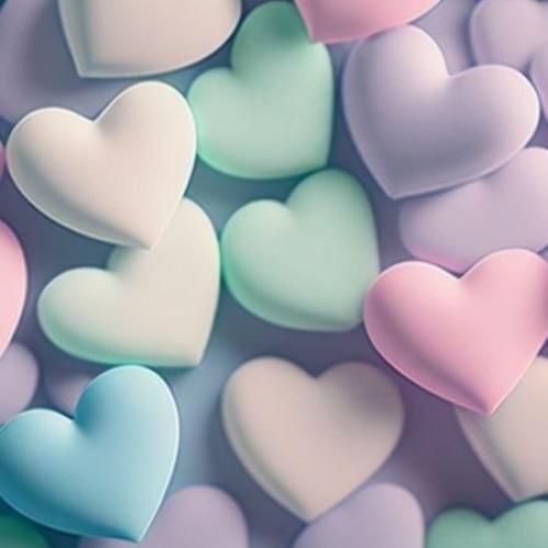  همه شدن چپ با من حتی خاموش میشه هی لبتابم