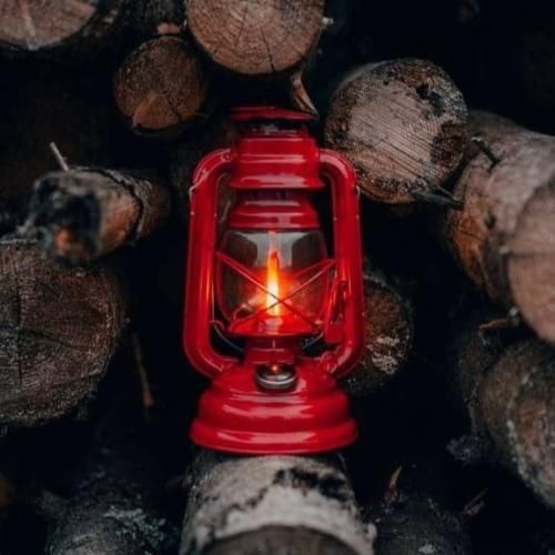 پسره عاشقش نبود به هر دری میزد بشه رابطش