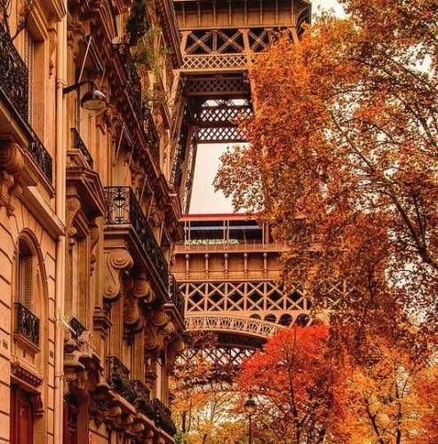 دانلود آهنگ بزار گوش کنم من حرفاتو الان بیا خواستی عوض کن